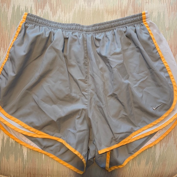 Nike Women’s XL Running shorts
